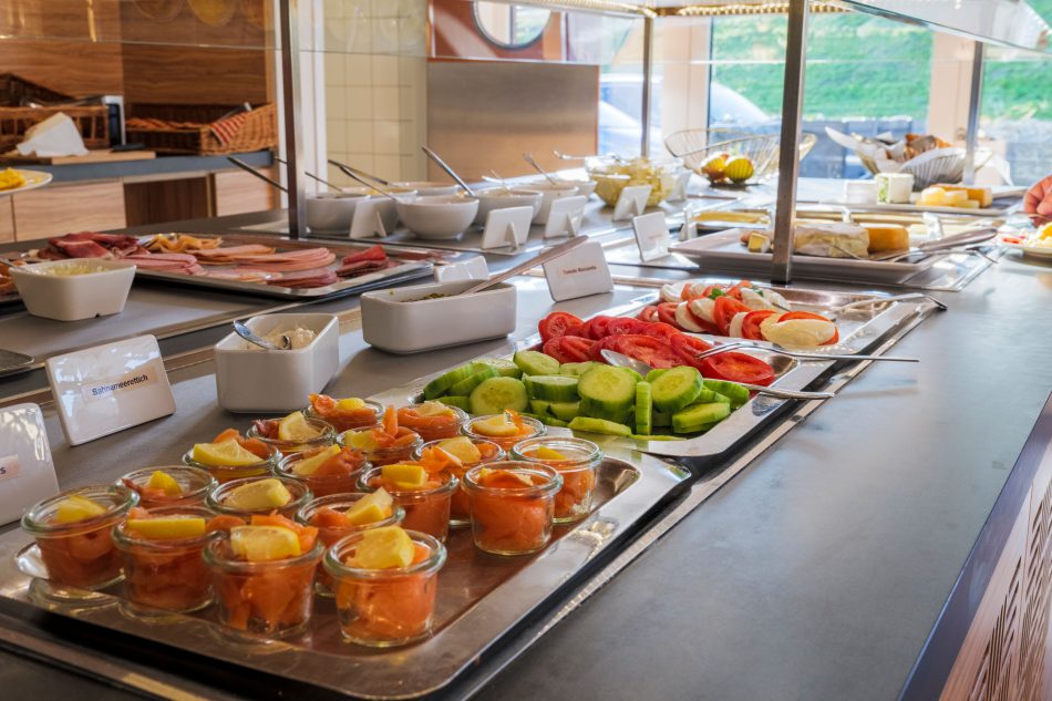 Frische Beilagen und lokale Spezialitäten